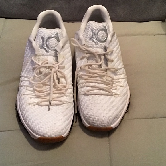 Nike KD 8 EXT Sail Chrome White Gum Mens Size 14 Basketball Shoes.